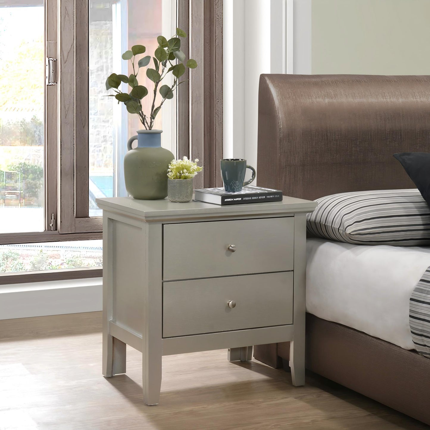 Primo - Nightstand