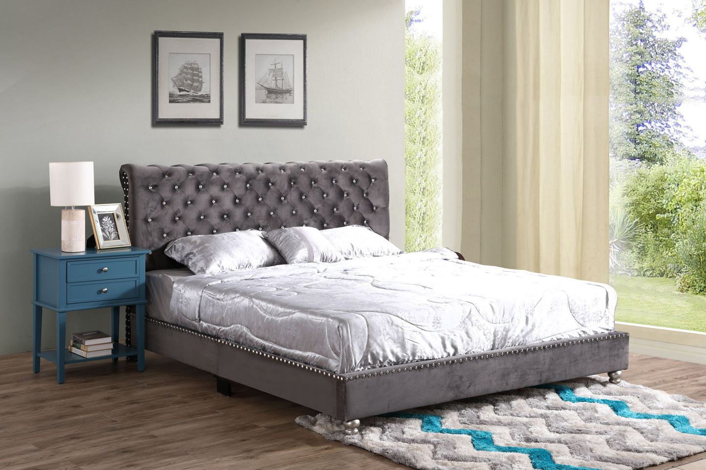 Elegant Transitional Upholstered Bed