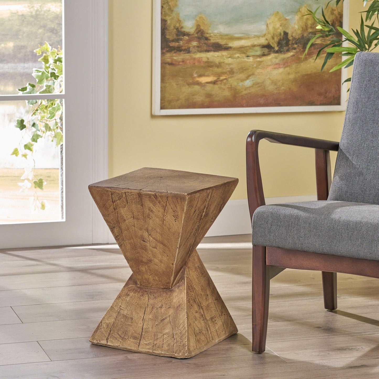 Flamboyant - Outdoor Side Table With Twisted Hourglass Shape