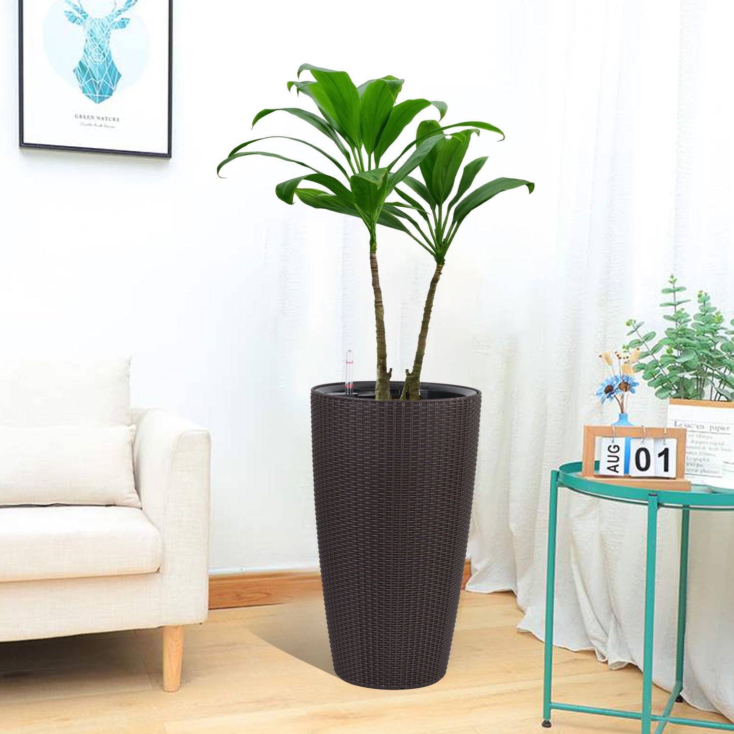 Tall Planters Set With Water Level Monitor And Auto Watering